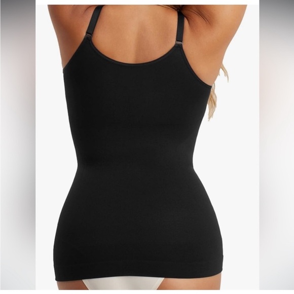 Shapermint Essentials All Day Every Day
Shaping Scoop Neck Cami Black Size L NWT - Picture 10 of 12